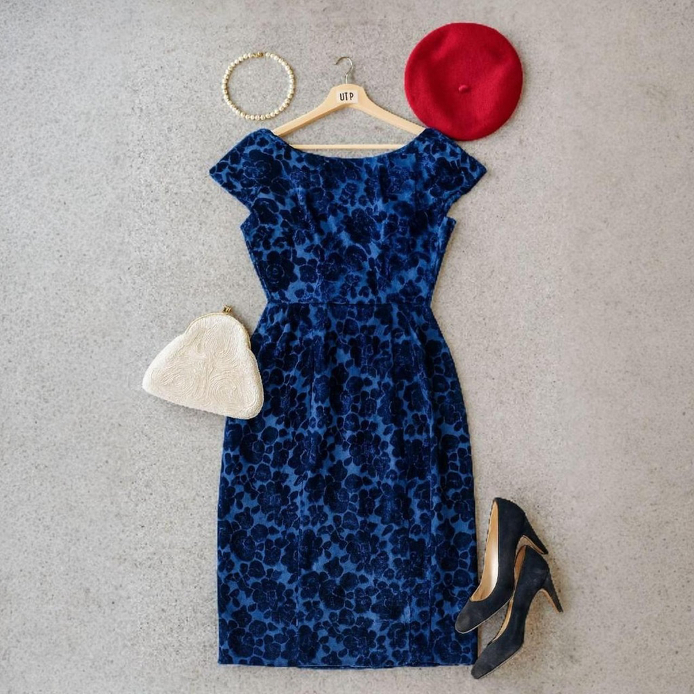Vintage 1950s Blue Burnout Velvet Wiggle Dress